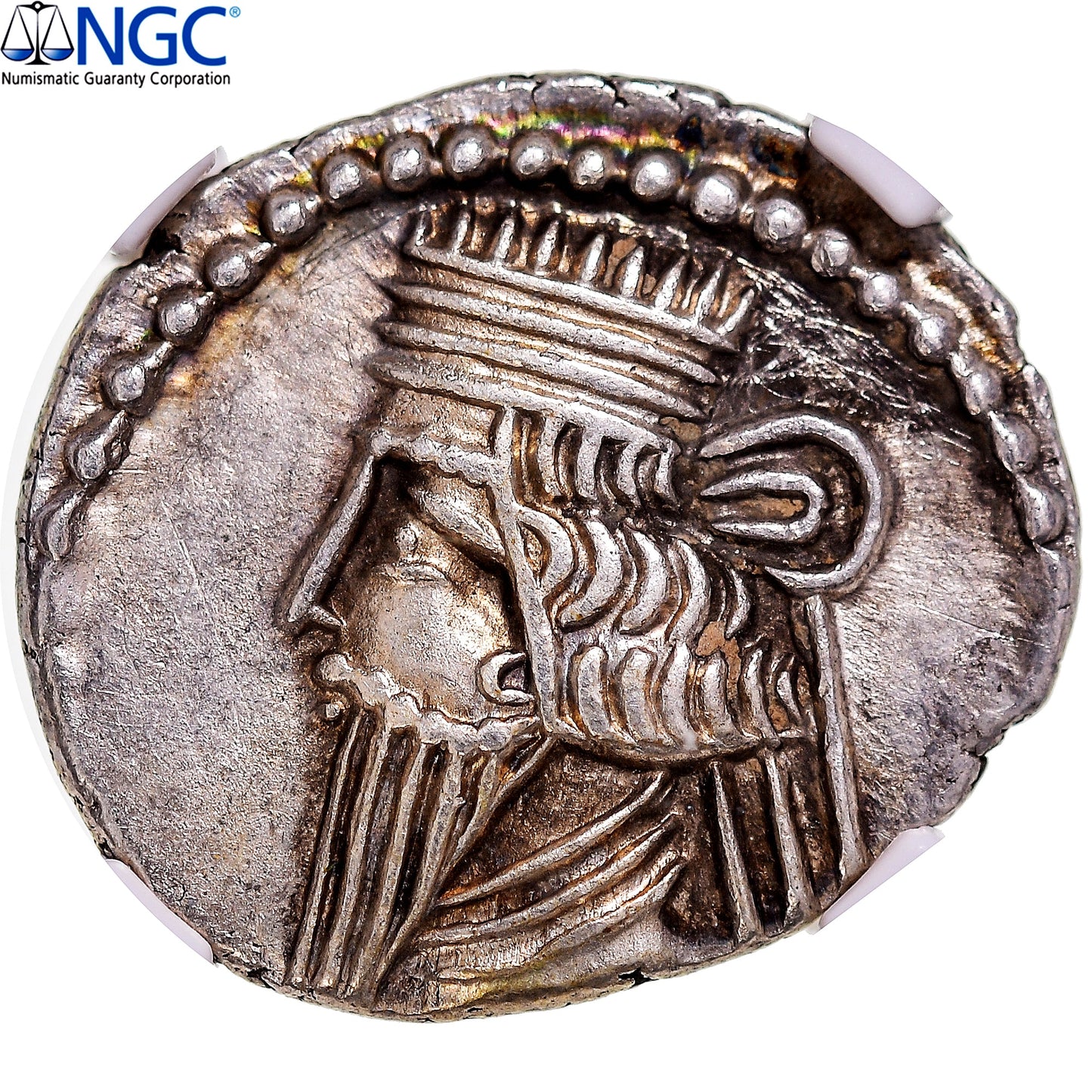 minca,
Parthia (Kráľovstvo),
Pacorus (tiež známy ako Vologases III)