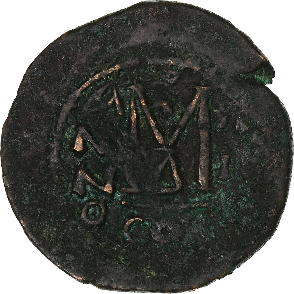 herkulovský,
 
 s Heraklionom Konstantinosom,
 
 Follis