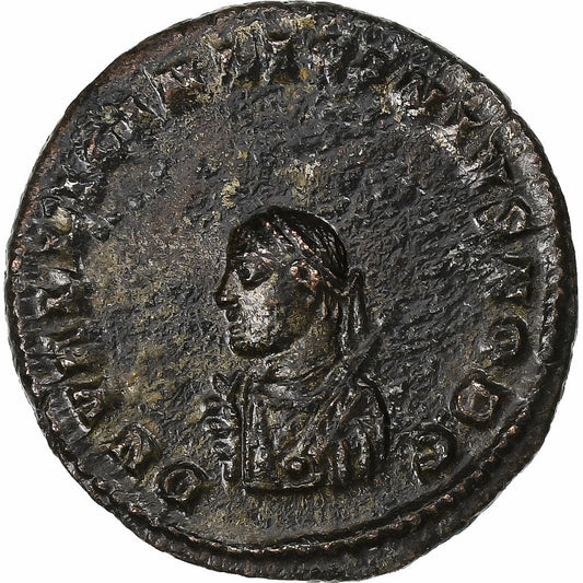 Licinius II. 
  
  Follis, 
  
  317-320